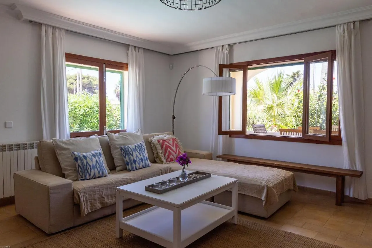 Casa Amigos Mallorca Cala Llombards 0*,  Spain